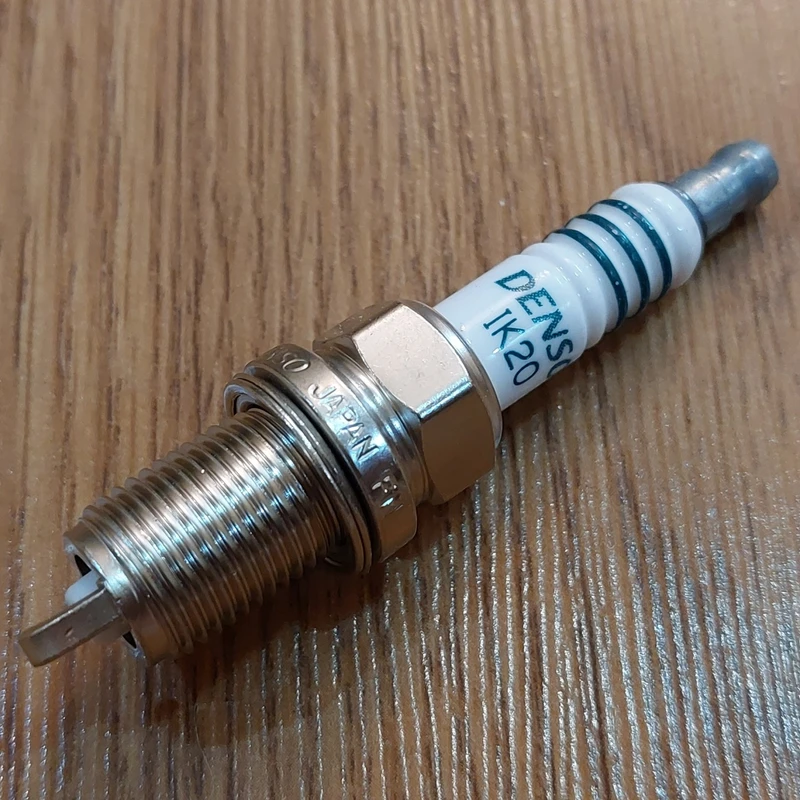 #شمع_پایه_بلند_دنزو